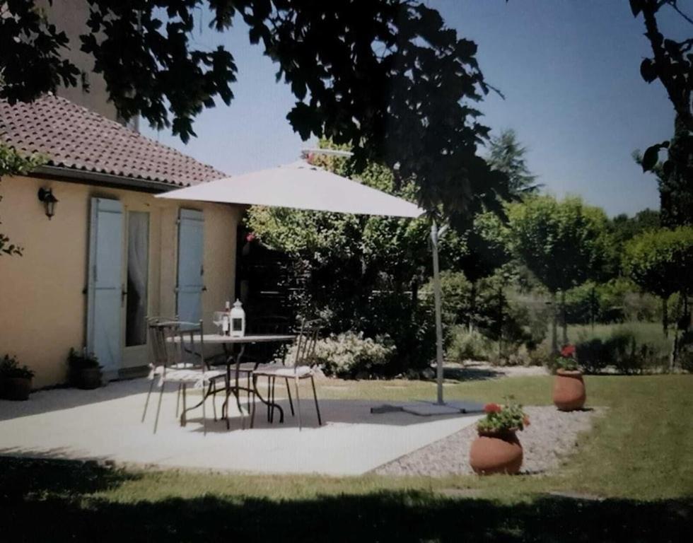 Chez Louis Gites Fumel エクステリア 写真